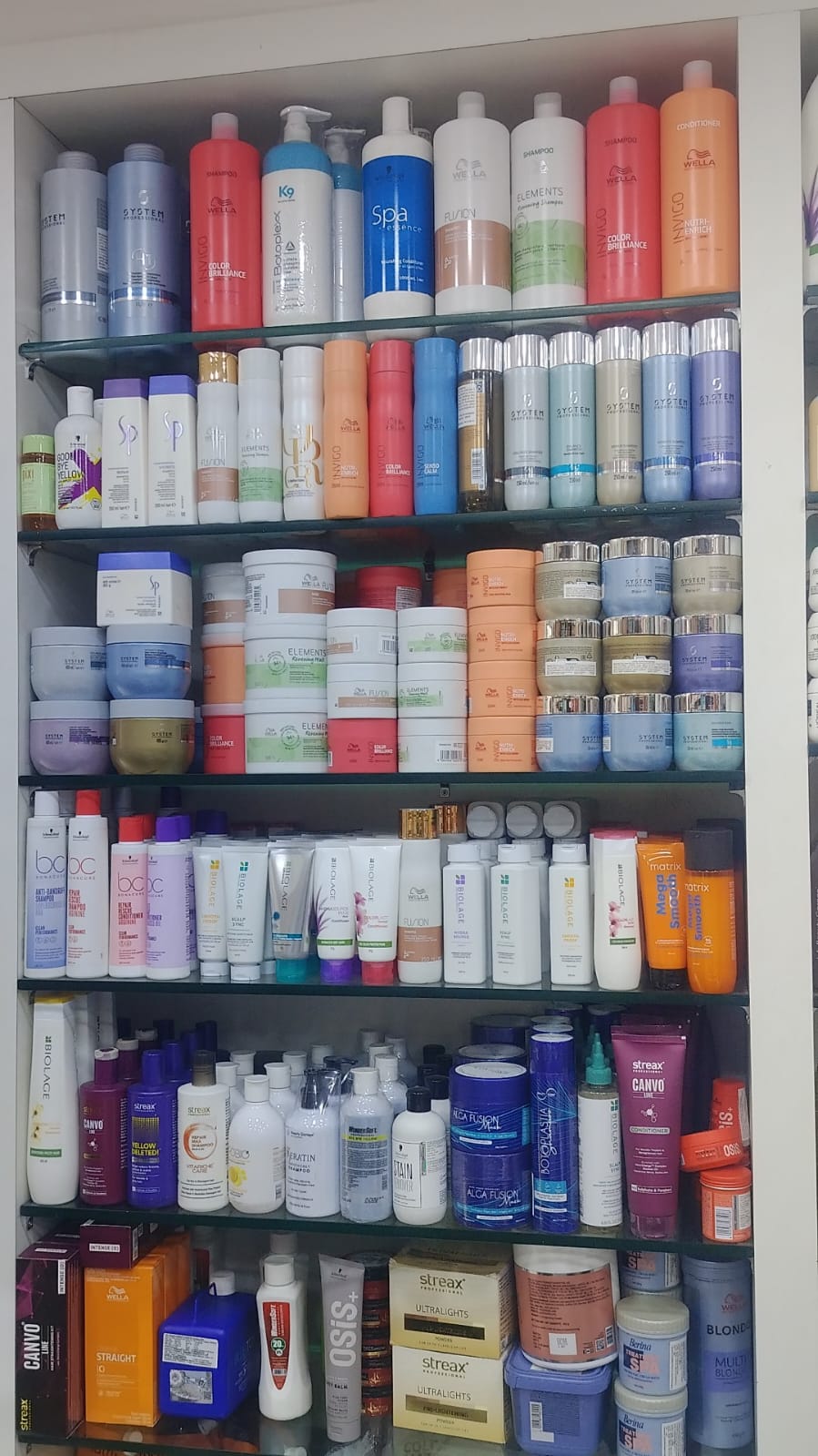 Branded cosmetics items wholesale in Purasaiwakkam Chennai